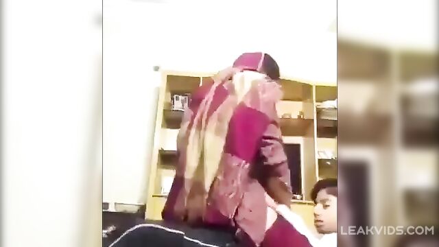 18 Year Old Son Fucked His Indian Mom