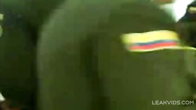 Colombian soldiers sexually assault a sexy girl - 1 image