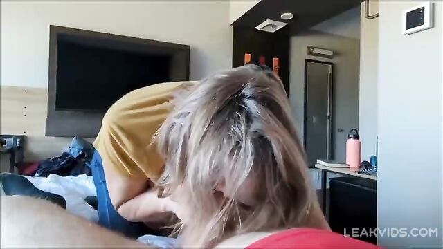 Horny Mom Gives Blowjob Her Son and Cum - Family Incest Sex - 5 image