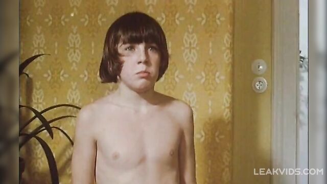 21 Year Old Sister With Hairy Pussy Seduces Brother - 5 image